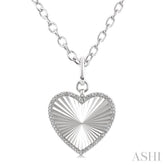 1/10 Ctw Heart Fluted Medallion Round Cut Diamond Pirouette Pendant With Chain in Sterling Silver