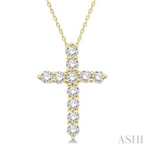 1/2 Ctw Round Cut Diamond Cross Pendant With Chain in 14K Yellow Gold