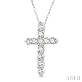 3/4 Ctw Round Cut Diamond Cross Pendant in 14K White Gold with Chain