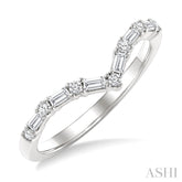 1/4 Ctw Baguette and Round Cut Diamond Chevron Fashion Ring in 14K White Gold