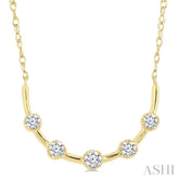 1/6 Ctw Round Cut Diamond Smile Bar Necklace in 10K Yellow Gold