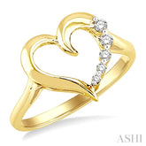 1/10 Ctw Round Cut Diamond Journey Heart Ring in 14K Yellow Gold