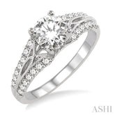 7/8 Ctw Diamond Engagement Ring with 1/2 Ct Round Cut Center Stone in 14K White Gold