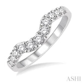 1/2 Ctw Round Cut Diamond Wedding Band in 14K White Gold