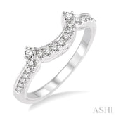 1/4 Ctw Round Cut Diamond Wedding Band in 14K White Gold