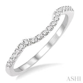 1/6 Ctw Round Cut Diamond Wedding Band in Platinum