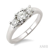 3/4 Ctw Three Stone Round Cut Diamond Ring in 14K White Gold