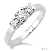 1/2 Ctw Three Stone Round Cut Diamond Ring in 14K White Gold