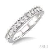 1/2 Ctw Round Cut Diamond Wedding Band in 14K White Gold