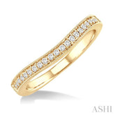 1/4 Ctw Round Cut Diamond 'V' Shape Band in 14K Yellow Gold