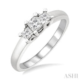 1/2 Ctw 3 Stone Princess Cut Diamond Ring in 14K White Gold