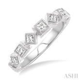 1/2 Ctw Diamond Fashion Band in 14K White Gold