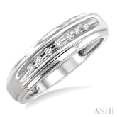 1/20 Ctw Round Cut Diamond Men's Ring in 14K White Gold