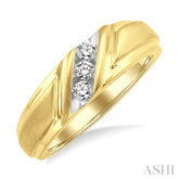 1/8 Ctw Round Cut Diamond Women's Ring in 14K Yellow Gold