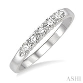 1/4 Ctw 5 Stone Round Cut Diamond Wedding Band in 14K White Gold