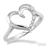 1/50 Ctw Round Cut Diamond Heart Shape Diamond Journey Ring in Sterling Silver