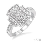 1/6 Ctw Round Cut Diamond Fashion Ring in Sterling Silver