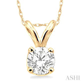 1/5 Ctw Round Cut Solitaire Diamond Pendant in 14K Yellow Gold with Chain