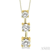 1 Ctw Three Stone Round Cut Diamond Pendant in 14K Yellow Gold with Chain