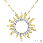 1/4 Ctw Textured Sunburst Round Cut Diamond Fashion Pendant With Chain in 14K Yellow Gold