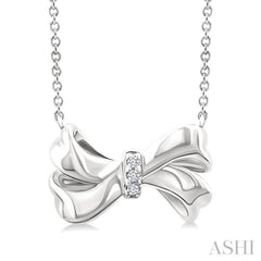 1/50 Ctw Round Cut Diamond Bow Fashion Pendant With Chain in Sterling Silver