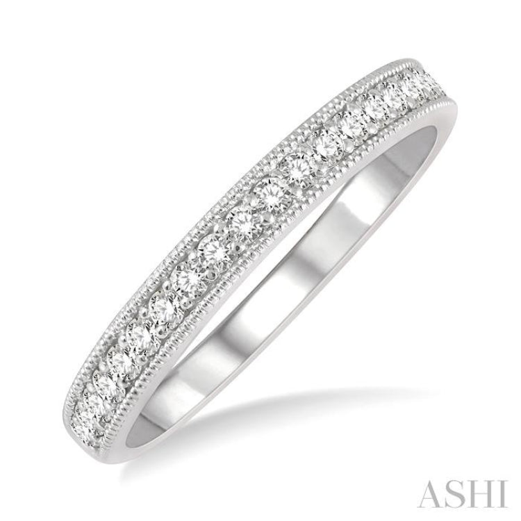1/4 Ctw Round Cut Diamond Wedding Band in 14K White Gold