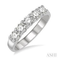 3/4 Ctw 5 Stone Round Cut Diamond Wedding Band in 14K White Gold