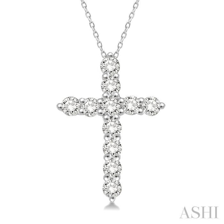 1/4 Ctw Round Cut Diamond Cross Pendant With Chain in 14K White Gold