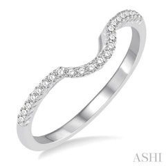 1/6 Ctw Deep Curve Center Round Cut Diamond Wedding Band in 14K White Gold
