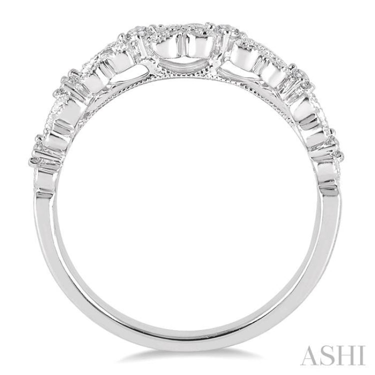 1/10 Ctw Round Cut Diamond Wedding Band in 14K White Gold