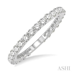 1 Ctw Round Cut Diamond Eternity Band in 14K White Gold