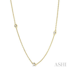1/2 Ctw Round Cut Diamond Station Necklace in 14K Yellow Gold