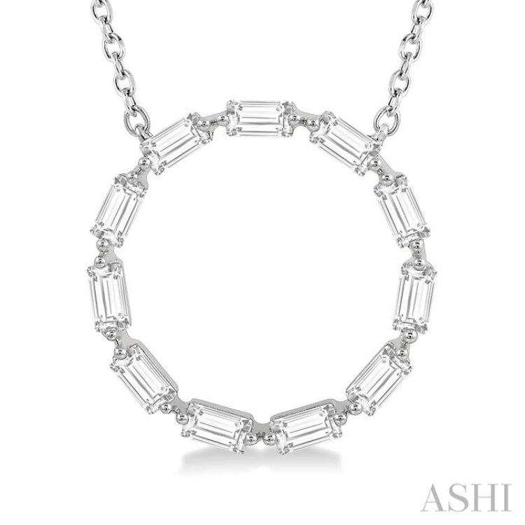 1/2 Ctw Circle Round Cut Diamond Pendant With Chain in 14K White Gold