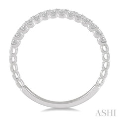 1/4 Ctw Lattice Round Cut Diamond Wedding Band in 14K White Gold