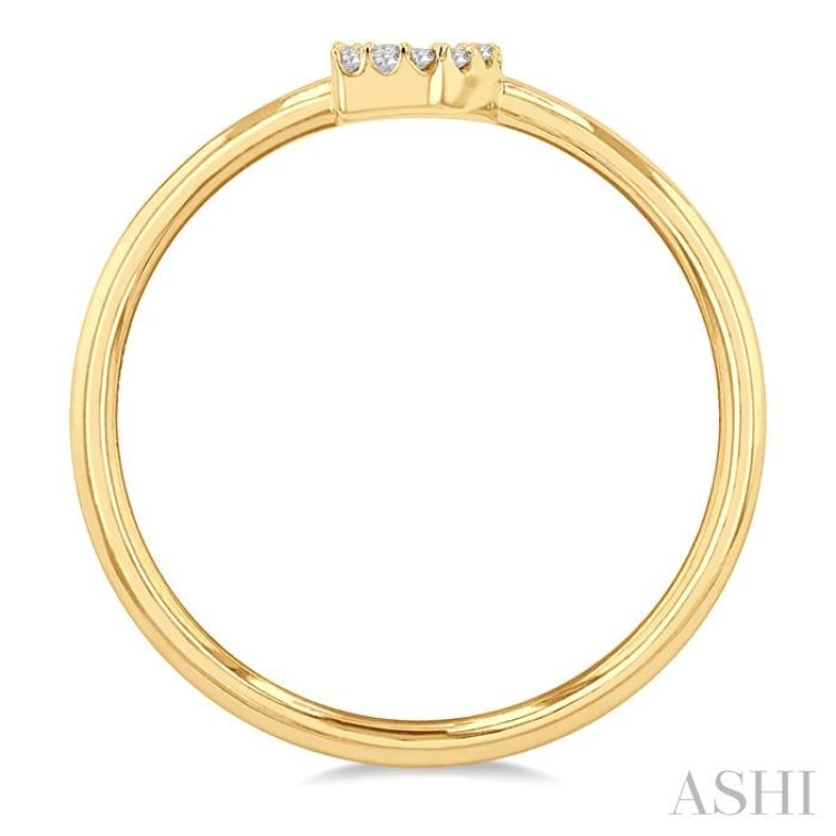 1/20 Ctw Initial 'D' Round Cut Diamond Fashion Ring in 10K Yellow Gold