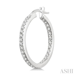 1/2 Ctw Round Cut Diamond Hoop Earrings in 14K White Gold