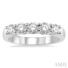 1 Ctw Round Cut Diamond Wedding Band in 14K White Gold