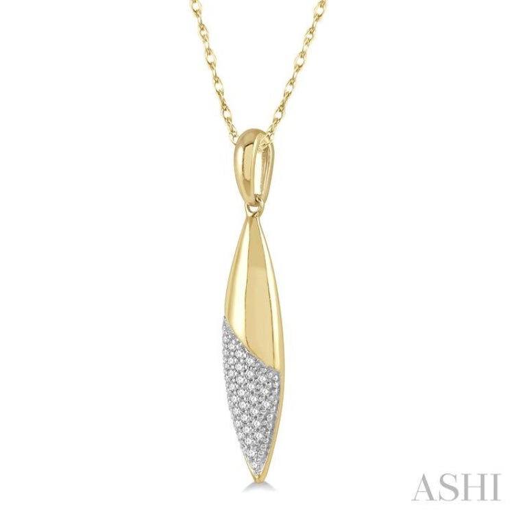 1/10 Ctw Marquise Round Cut Diamond Fashion Pendant With Chain in 10K Yellow Gold