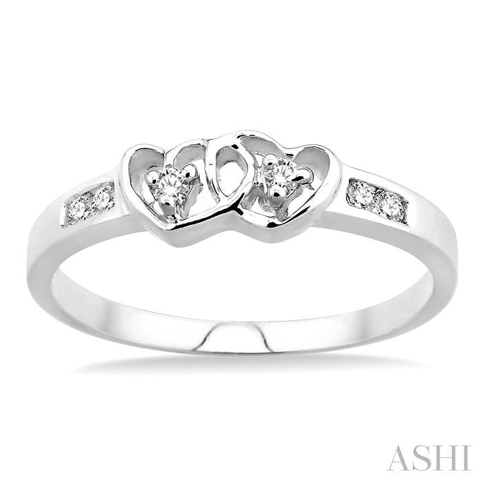 1/10 Ctw Twin Hearts Diamond Ring in 14K White Gold