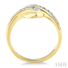 1/4 Ctw Round Cut Diamond By-pass Ring in 14K Yellow Gold