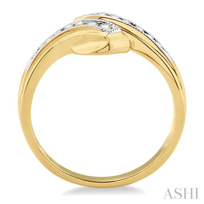 1/4 Ctw Round Cut Diamond By-pass Ring in 10K Yellow Gold