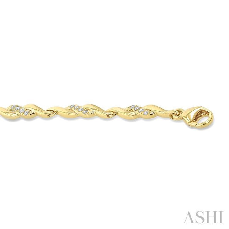 1/4 Ctw Swirl Round Cut Diamond Fashion Bracelet in 10K Yellow Gold