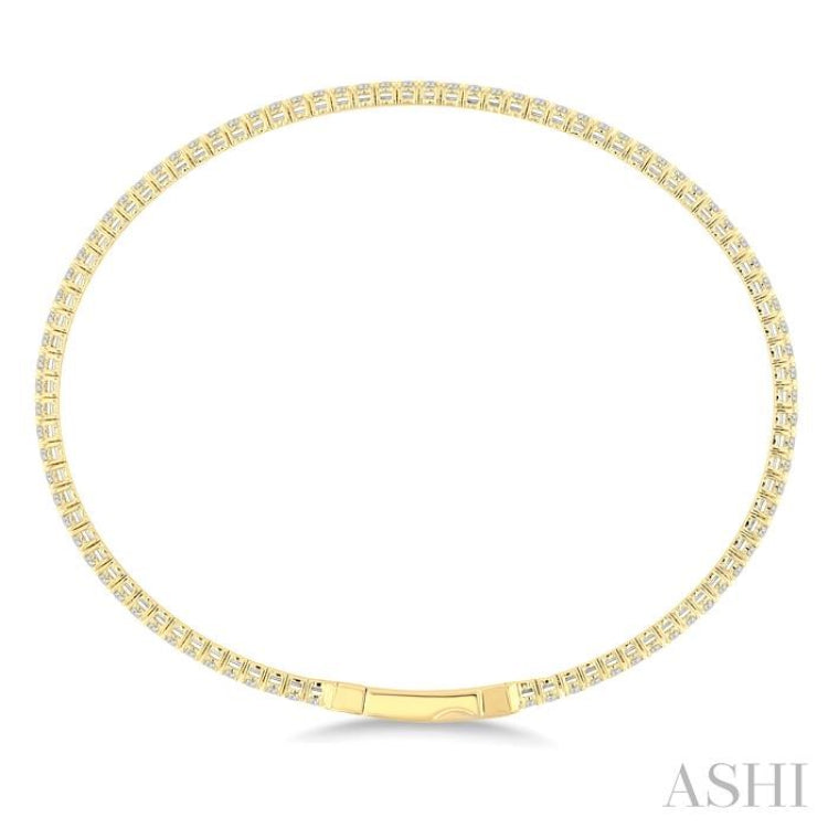 1 Ctw Round Cut Diamond Fullway Straight Flex Bangle in 14K Yellow Gold