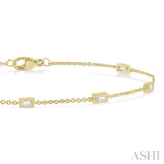 1/4 Ctw Petite Baguette Diamond Station Bracelet in 14K Yellow Gold