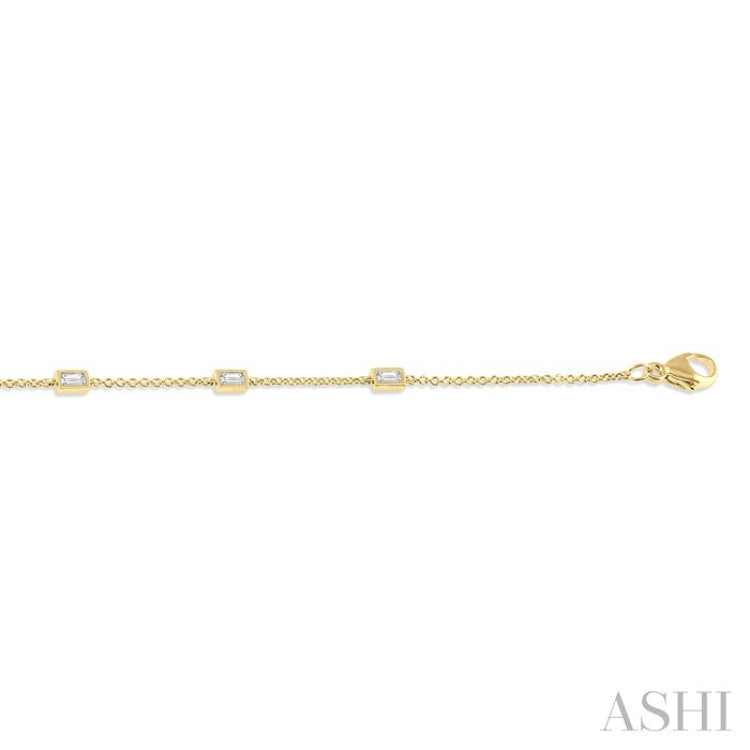1/4 Ctw Petite Baguette Diamond Station Bracelet in 14K Yellow Gold