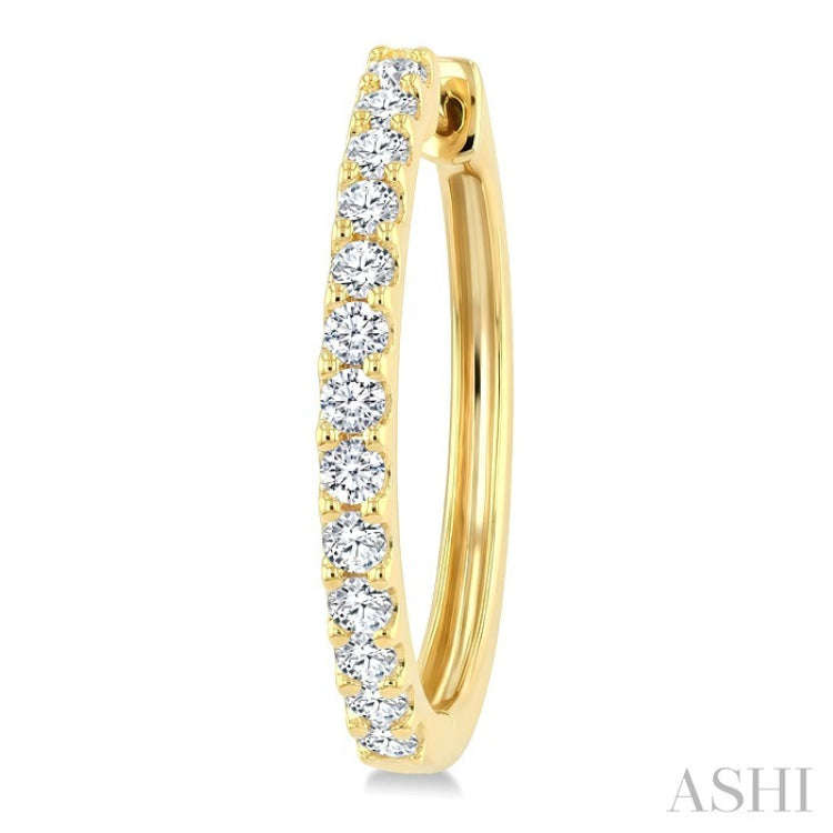 1 Ctw Round Cut Diamond Hoop Earrings in 14K Yellow Gold