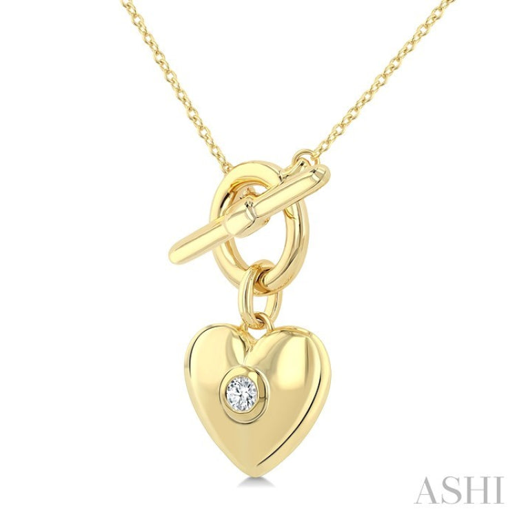 1/50 Ctw Bezel Set Round Cut Diamond Heart Charm Fashion Toggle Necklace in 10K Yellow Gold