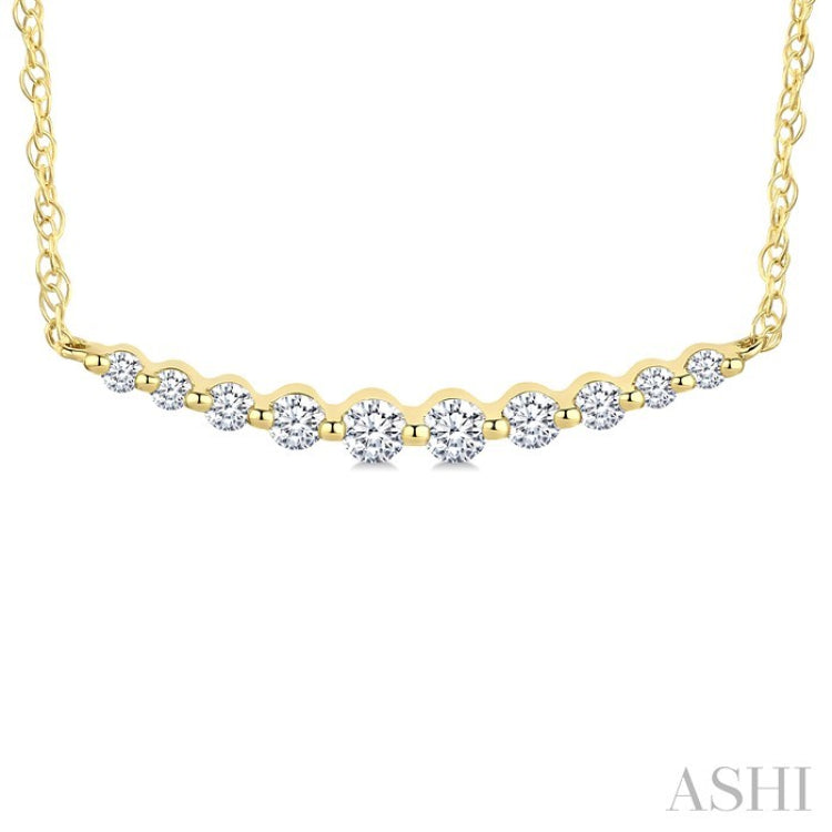 1/6 Ctw Curved Bar Round Cut Diamond Fashion Necklace in 10K Yellow Gold