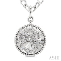 1/10 Ctw Dog Paw Round Cut Diamond Pirouette Round Fluted Medallion Fashion Pendant With Chain in Sterling Silver