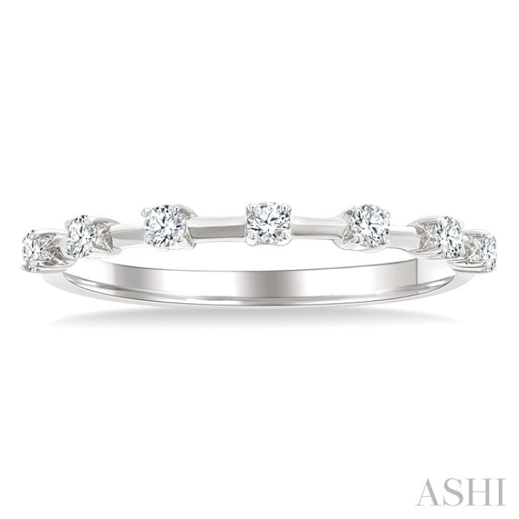 1/5 Ctw Round Cut Diamond Fashion Band in 14K White Gold